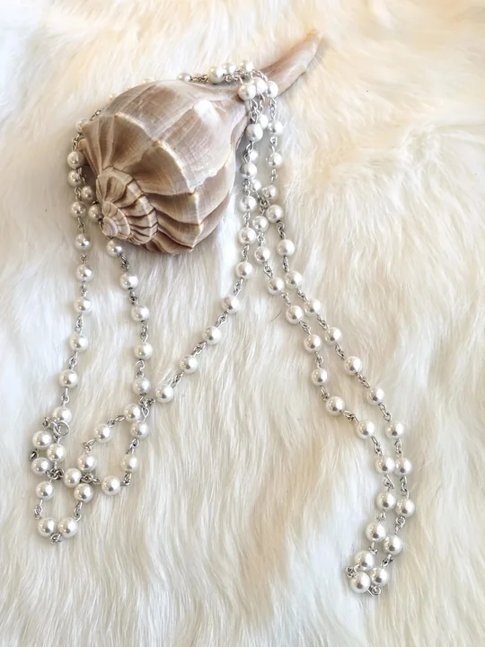 Another view of the Classic Shell Pearl – Double Wrapped Necklace